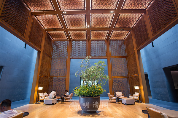 中式高定家居品牌明清閣：左右相宜，中式家居的對(duì)稱美學(xué)